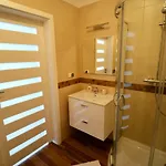 Apartament Esensja *