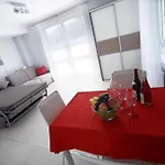 Apartament Esensja *